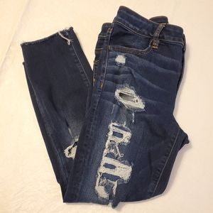 Size 10 distressed Jegging crop